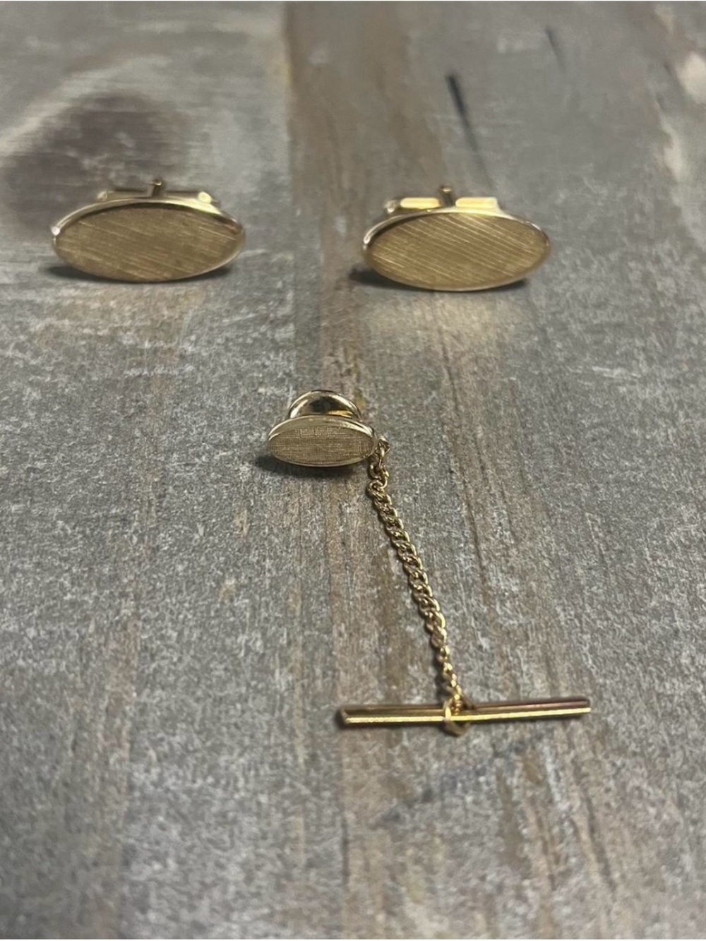 SWANK Gold Oval Cuff Links and Tie Tack Set